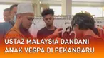 Seorang pendakwah kondang asal Malaysia, Ebit Lew jadi perbincangan. Lantaran aksi mulianya ketika mengunjungi Indonesia. Ustaz Ebit Lew mendatangi anak vespa yang kemah di dekat SPBU Pekanbaru, Riau.