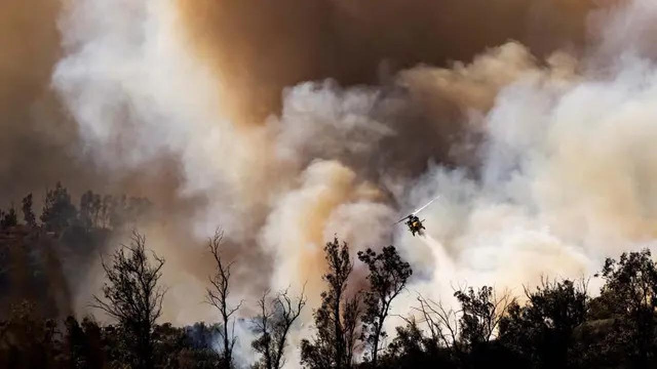 Kebakaran Hutan California Meluas, Perintah Evakuasi Puluhan Ribu Warga Dikeluarkan
