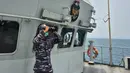 Upaya pencarian lima jurnalis yang hilang kontak di perairan Selat Sunda terus dilakukan TNI AL bersama sejumlah unsur SAR. Presiden Prabowo Subianto telah menginstruksikan KSAL untuk segera melakukan pencarian. (Foto: Unggahan Akun Medsos @sekretariat.kabinet)