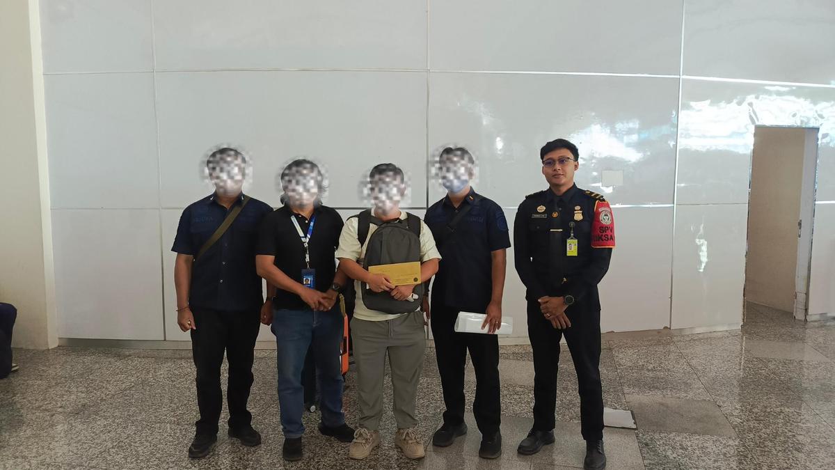 Kantor Imigrasi Kelas I TPI Denpasar, Bali, saat mendeportasi WNA China, (Dokumentasi Humas Imigrasi Denpasar).