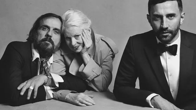 Kolaborasi unik Burberry dan Vivienne Westwood luncurkan koleksi fashion menarik khas Inggris.