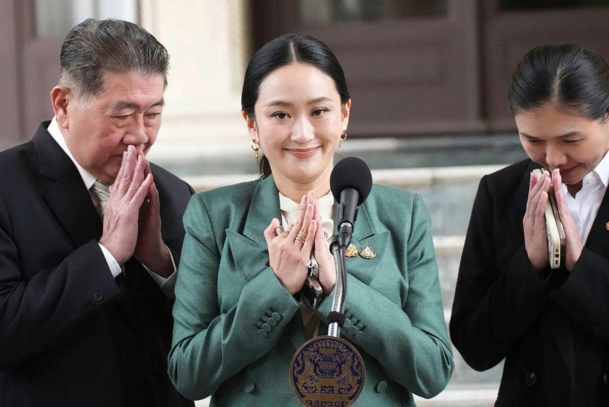 FOTO: PM Thailand Diskors dari Jabatannya Usai Percakapannya dengan Hun Sen Bocor