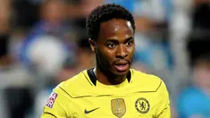 Manchester City baru saja melepas tiga pemainnya di bursa transfer musim panas 2022/2023. Ketiganya masuk dalam daftar 6 penjualan termahal Manchester City sepanjang sejarah. Raheem Sterling yang dilepas The Citizens ke Chelsea hampir saja menggeser Leroy Sane di posisi puncak. Mau tahu daftar lengkapnya? Yuk disimak uraiannya. (AFP/Getty Images/Jacob Kupferman)