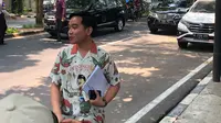 Putra Jokowi, Gibran Rakabuming Raka saat tiba di rumah Megawati Soekarnoputri, Kamis (24/10/2019). (Liputan6.com/Putu Merta Surya Putra)