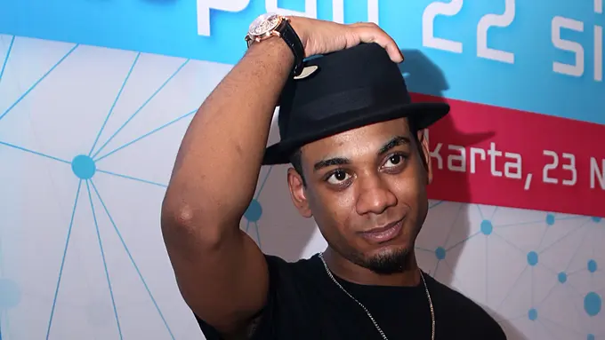 Joshua Ledet
