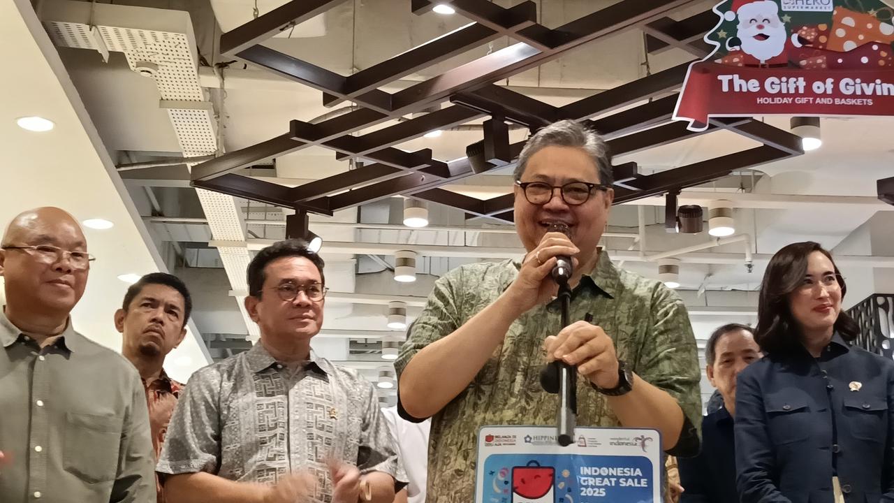 Menko Airlangga Sebut Belanja Masyarakat Bisa Tembus Rp110 Triliun di 2025