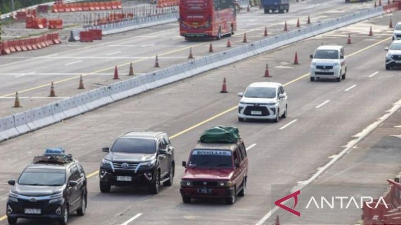 H-6 Lebaran: Arus Mudik Tol Cipali Padat Minibus, Manfaatkan Diskon Tarif Tol