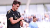 Madrid Kepincut Striker Belia Italia
