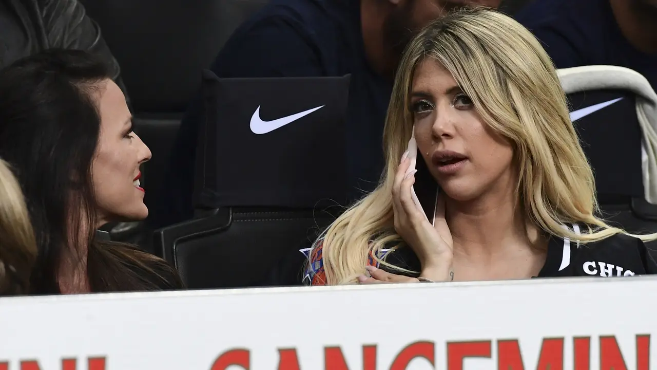 Foto: Enam Transfer Terheboh yang Gagal Terwujud Akibat Bisikan Istri