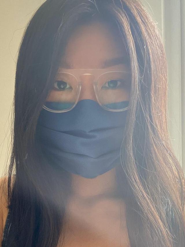 Masker Kain dari Stella Rissa