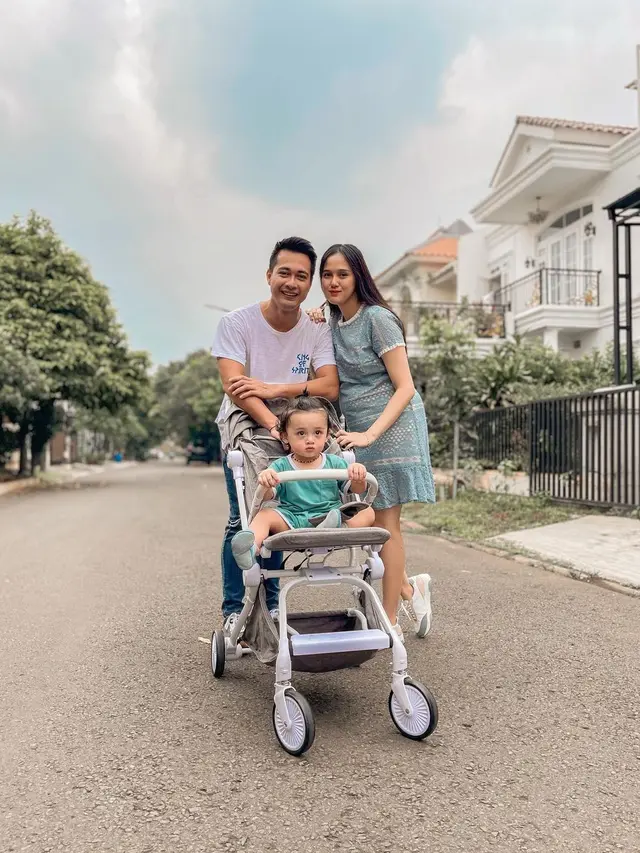 [Fimela] Eza Gionino dan Meiza Aulia