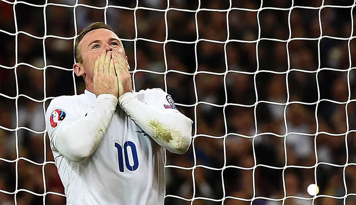 Striker Manchester United, Wayne Rooney, berhasil menjadi pencetak gol terbanyak untuk timnas Inggris. Rooney sepanjang kariernya berkostum Inggris sudah berhasil mencetak 50 gol. (EPA/Andy Rain)
