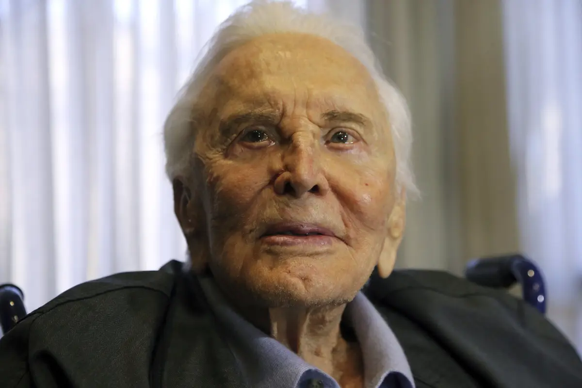 Kirk Douglas (AP Photo/Reed Saxon, File)