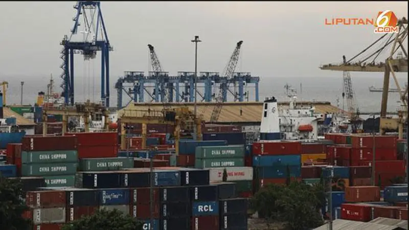 Pelabuhan Teluk Lamong Siap Beroperasi Mei 2014
