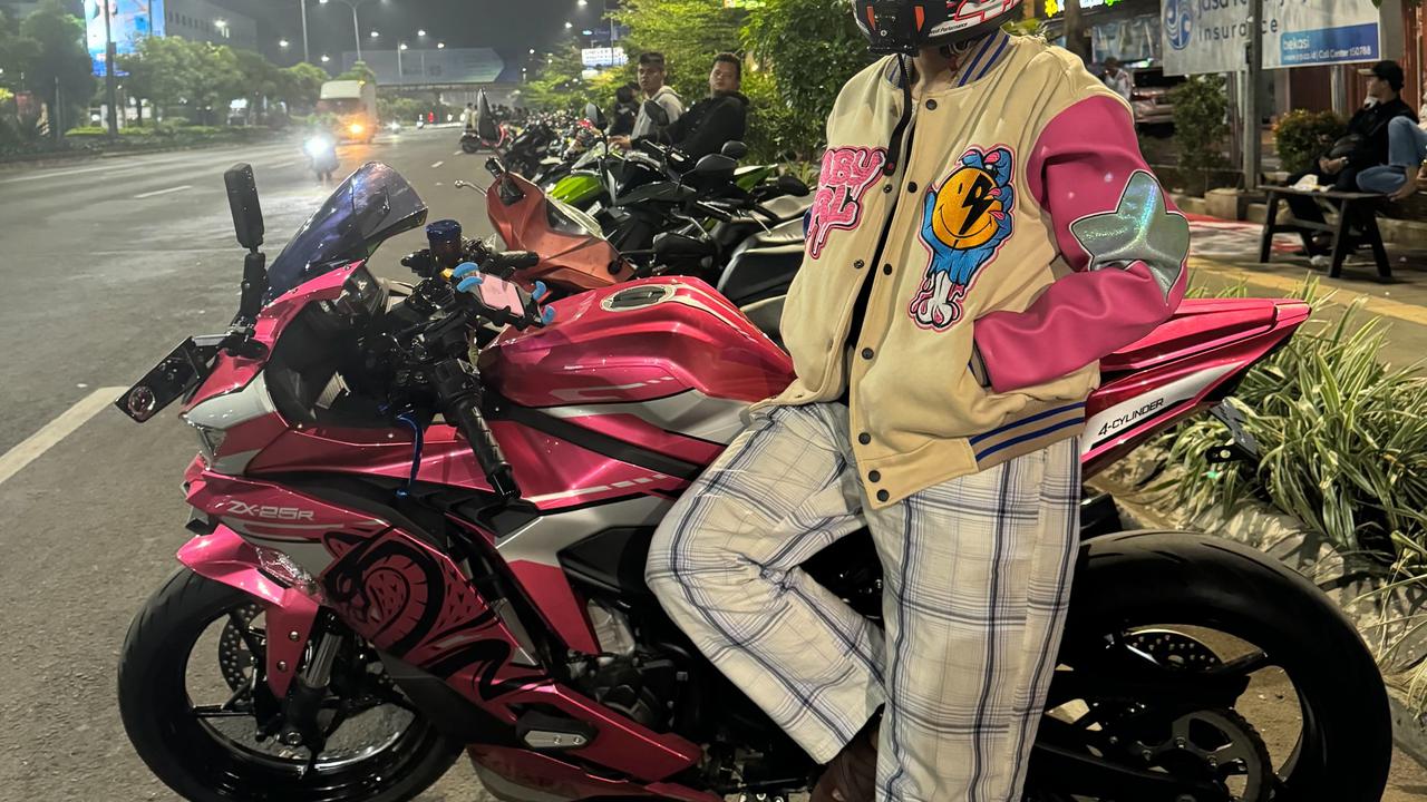 Perjalanan Karier Alwikobra dari Santri, Gamers hingga Kini Jadi Pengusaha Digital