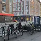 Parkir sepeda ada di setiap sudut kota Copenhagen, Denmark. Mulai dari stasiun, hotel, sampai pusat perbelanjaan (Foto: Aditya Eka Prawira/Liputan6.com)