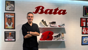 CEO Global Bata, Panos Mytaros dalam kunjungannya ke Bata HQ Indonesia. ©Liputan6.com/Vian Naufal Pradana