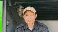 Belasan Tahun Mengais Rezeki di Jalan Demi Keluarga di Kampung Halaman Saat Momen Lebaran