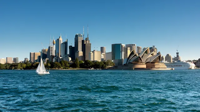 Sydney harbor in Australia (Foto Dok: Freepik/anankkml)