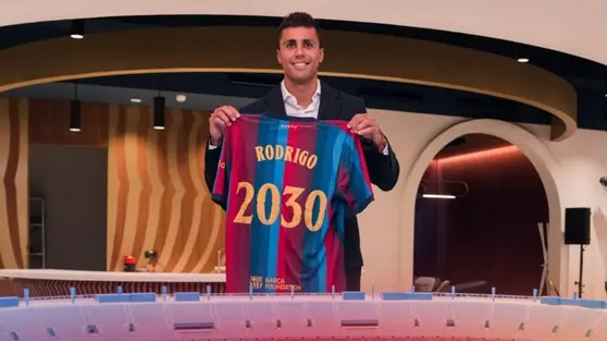 Top 3 Berita Bola: Rodri di Barcelona, Gelandang yang Bisa Mengubah Segalanya