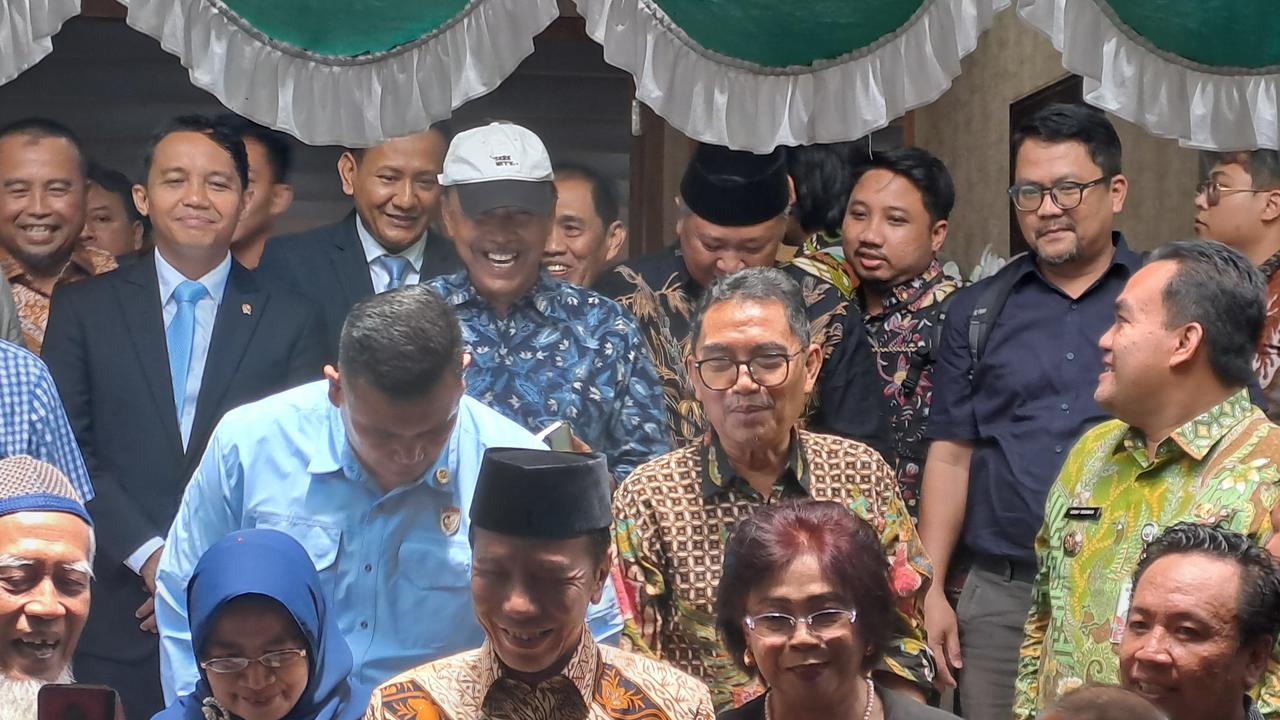 Jokowi hadiri rapat senat terbuka di UGM