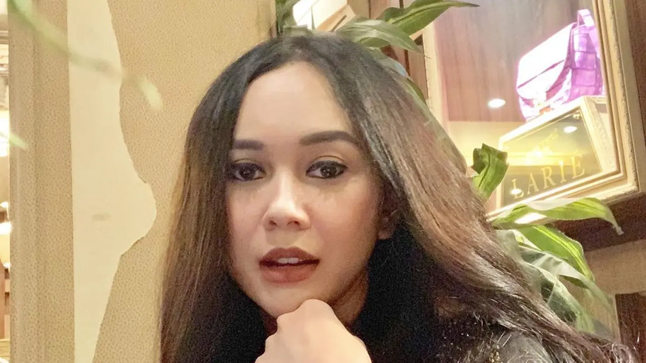 [Fimela] Aura Kasih