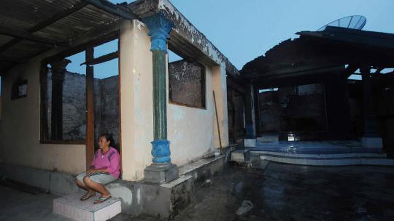 Kemenpera beri santunan warga korban bentrokan Lampung 