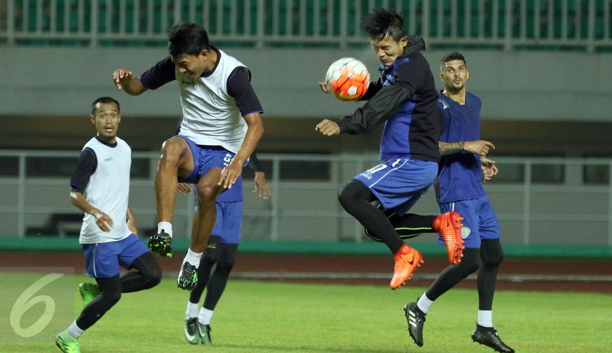 Jelang Final Piala Presiden 2017, Arema FC Gelar Latihan Terbuka di