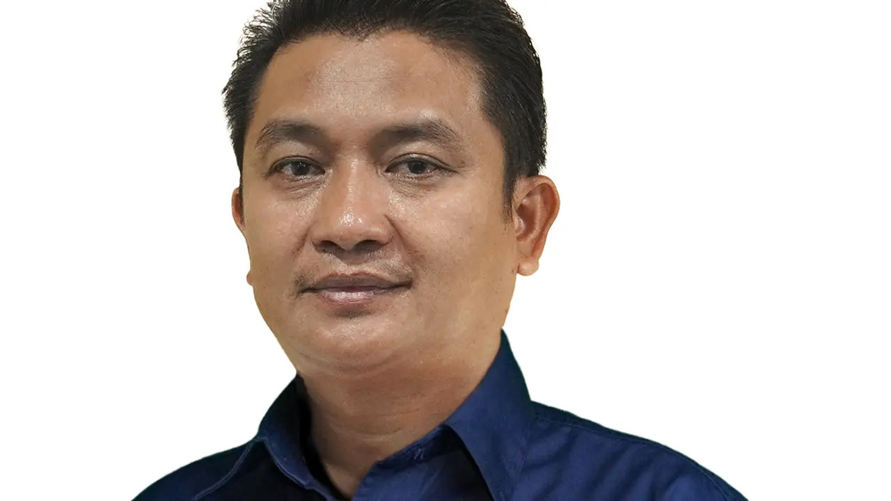 Menteri BUMN Erick Thohir tunjuk Ahmad Dani Virsal Jadi Direktur Utama PT Timah. Sebelumnya Ahmad Dani Virsal merupakan Direktur Utama PT Dok dan Perkapalan Air Kantung adalah Anak Perusahaan dari PT Timah Tbk. (Dok PT DAK).