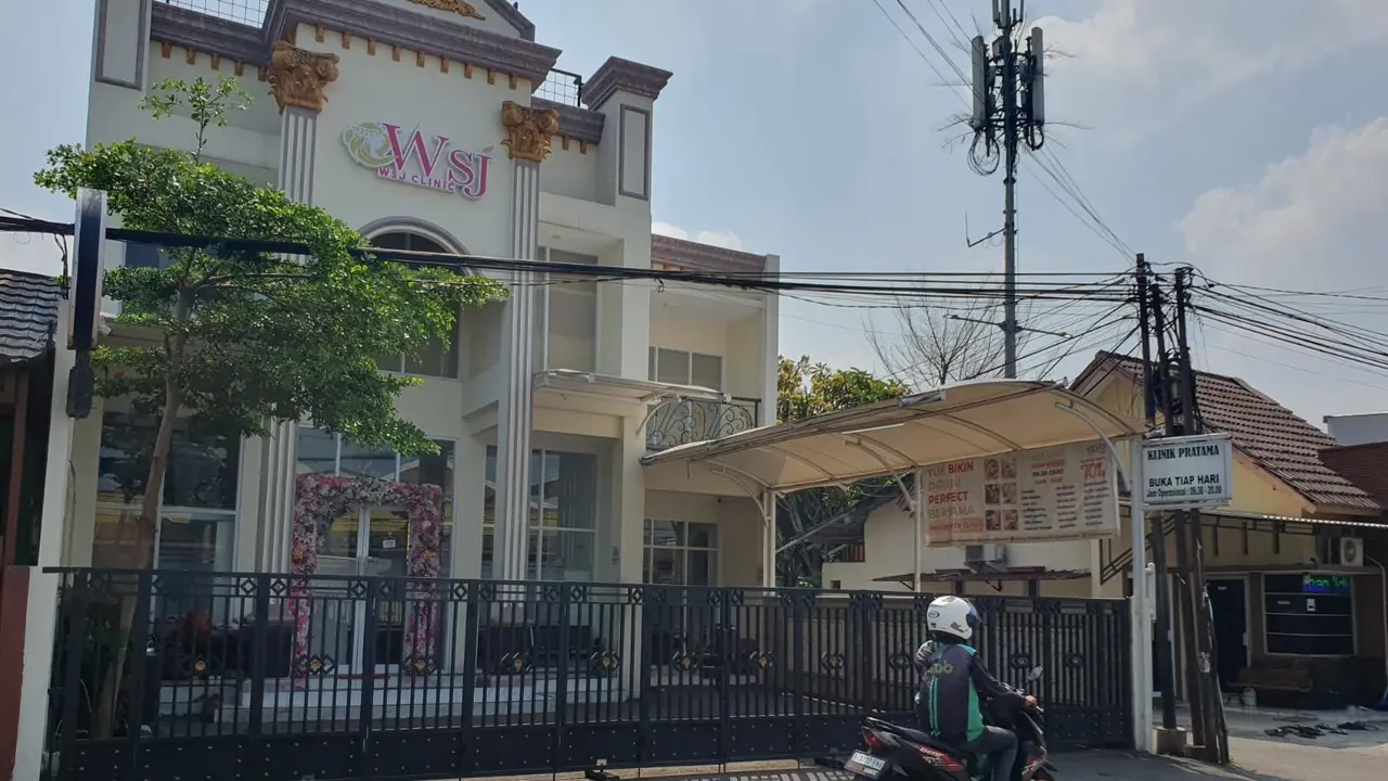 Lokasi klinik WSJ yang berada di kawasan Tanah Baru, Beji, Depok.