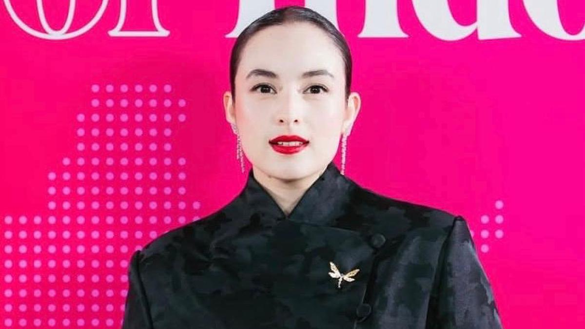 Potret Chelsea Islan Debut Sebagai Produser Film di Cannes 2025, Tampil Memukau dengan Kebaya Janggan