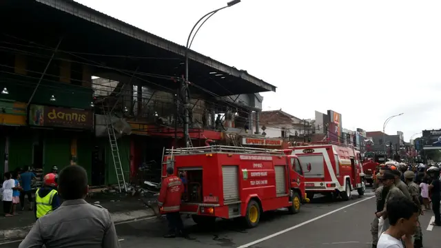 Baru Buka, Ruko Perlengkapan Olahraga di Kota Malang Dilalap Api