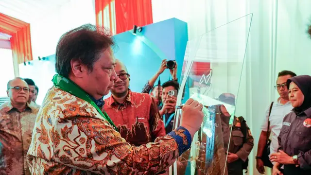 Menko Bidang Perekonomian Airlangga Hartarto pada acara “Groundbreaking HPAL Neo Energy” di Kawasan Neo Energy Morowali Industrial Estate (NEMIE). (Foto: Kemenko Bidang Perekonomian)