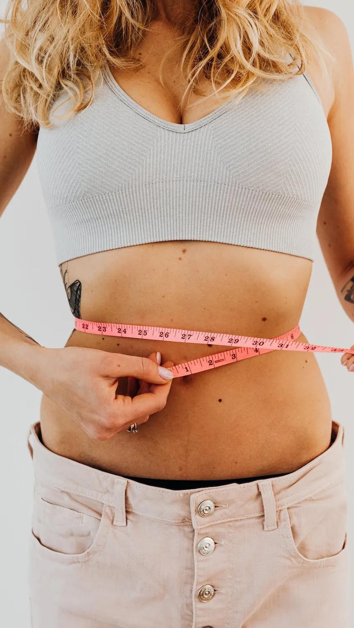 Diet adalah langkah penting dalam menurunkan berat badan, dan sarapan pagi memegang peranan krusial dalam kesuksesan program diet.&nbsp;