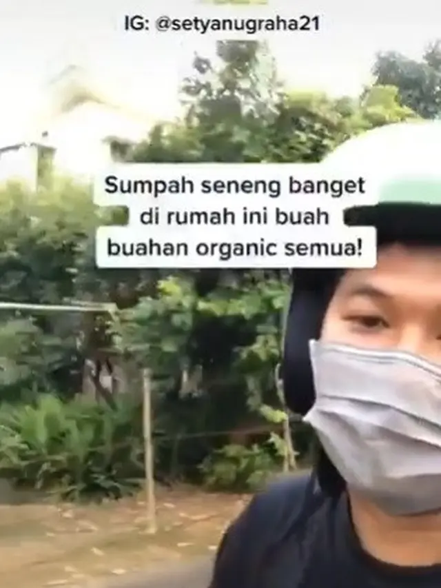 viral video pria keliling rumah naik gojek