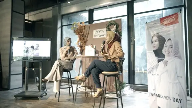 Gaya dan Modis dengan Hijab Berteknologi Swiss