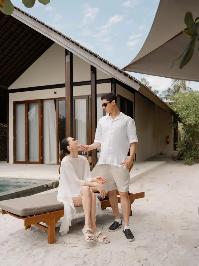 Romantisme Prewedding Alyssa Daguise dan Al Ghazali di Belitung dalam Balutan Resortwear