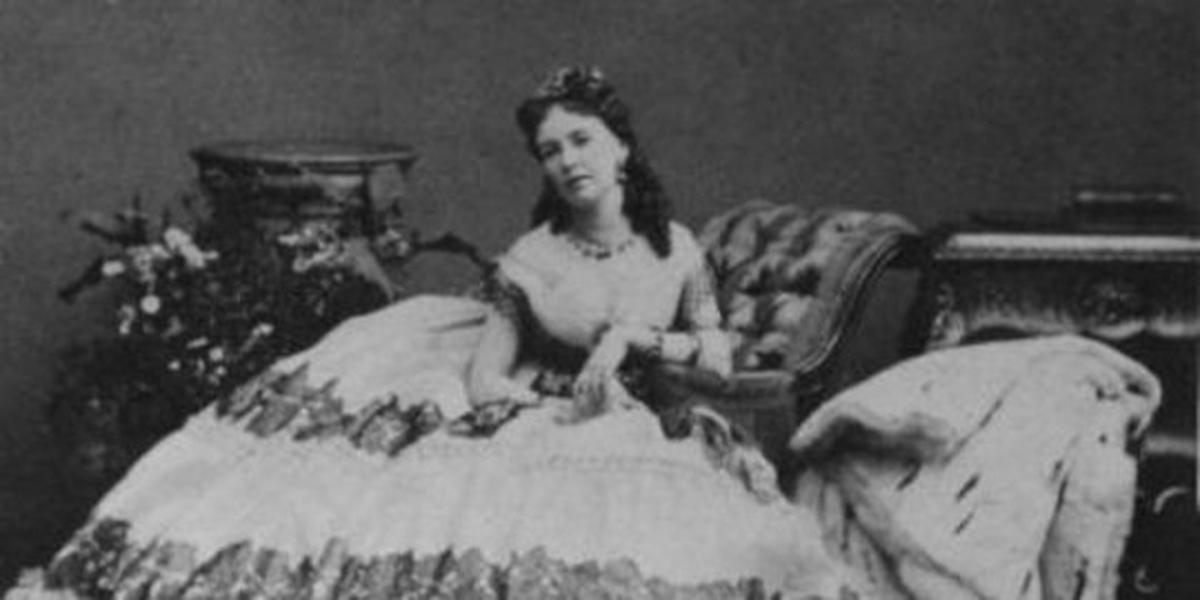 Cora Pearl