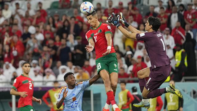 Kiper Yassine Bounou Jadi Pahlawan Maroko