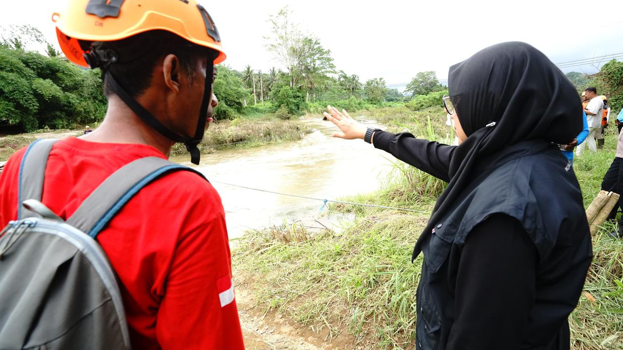Bupati Ipuk Tinjau Banjir Sukamade