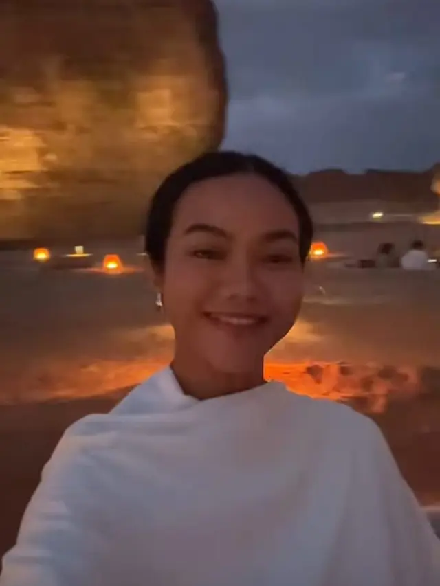 8 Momen Liburan Yura Yunita dan Keluarga di Al Ula, Seru Banget