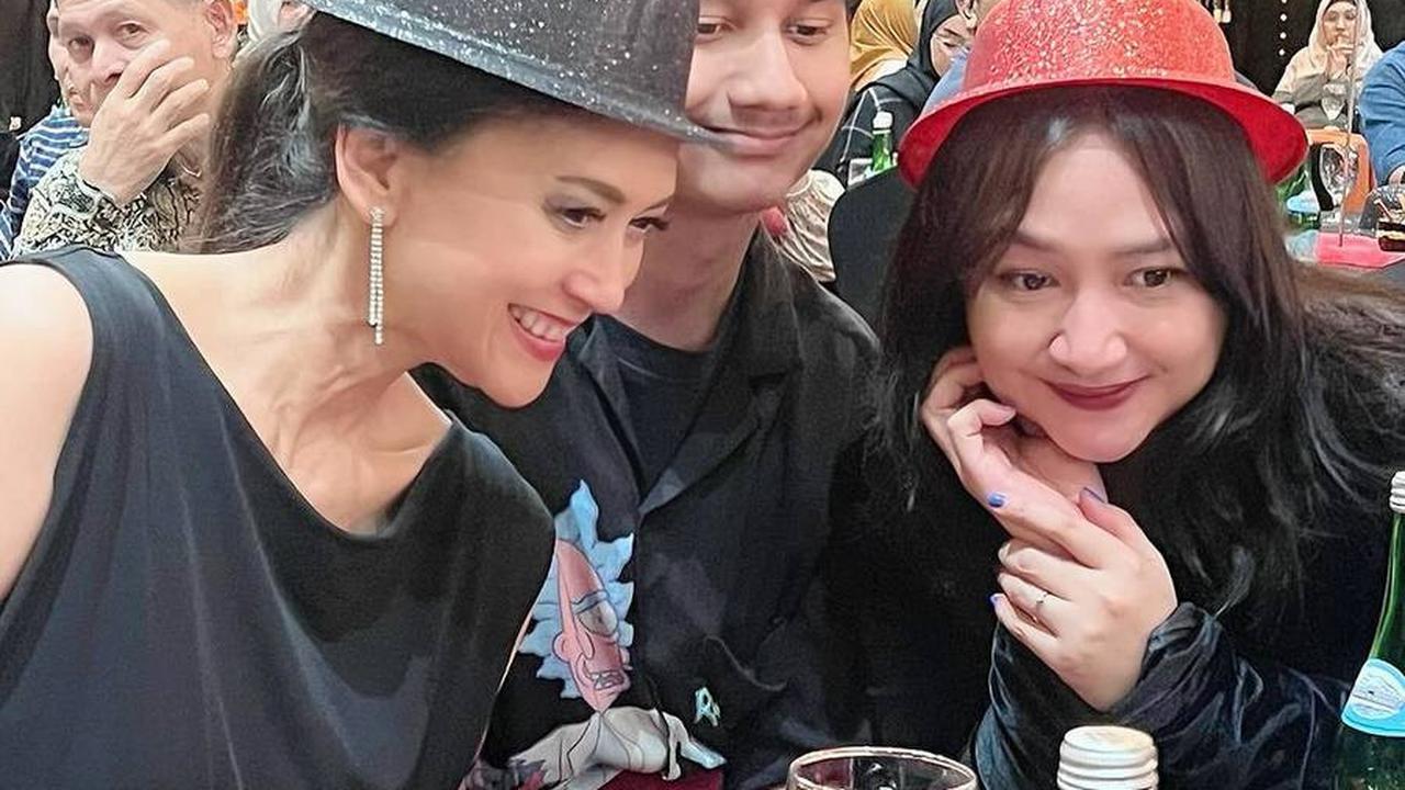 Ira Sayang Semua Anaknya