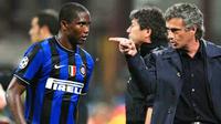 Pelatih Inter Milan, Jose Mourinho (kanan) memberi instruksi kepada strikernya asal Kamerun, Samuel Eto&#039;o di laga penyisihan grup Liga Champions melawan Barcelona di San Siro, 16 September 2009. AFP PHOTO / Christophe Simon 