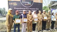 Penyebaran Eco Enzyme dan Launching Logo Sehati di Situ Serdang Wetan, Legok - Tangerang dalam rangka Peringatan Hari Konservasi Alam Nasional 2024.