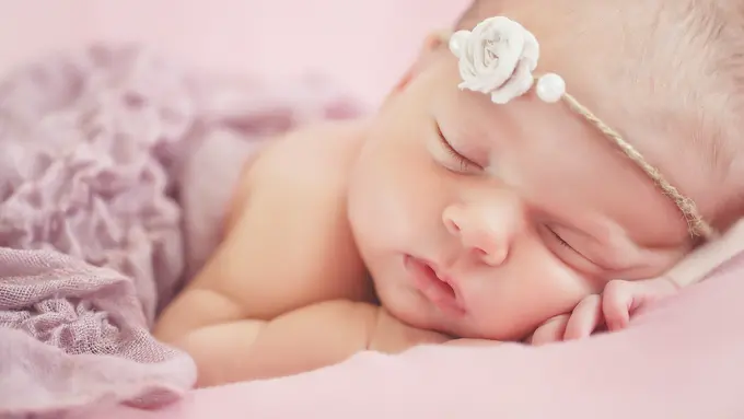 Ilustrasi bayi perempuan