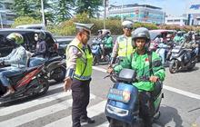 Operasi Zebra Jaya 2025: Pelanggaran Pemotor Tutup Pelat Nomor Dominasi di Jakarta Barat