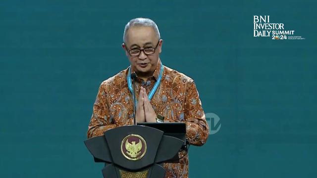 Direktur Utama PT Bank Negara Indonesia (Persero) Tbk (BNI) Royke Tumilaar,  di BNI Investor Daily Summit 2024, di JCC, Jakarta, Selasa (8/10/2024).