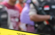 Momen Polisi Tak Hafal Teks Pancasila saat Upacara, Disoraki sampai Ditertawakan Ibu-Ibu