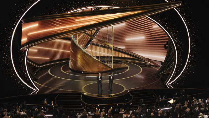 Steve Martin, dan Chris Rock di Piala Oscar 2020. (AP Photo/Chris Pizzello)