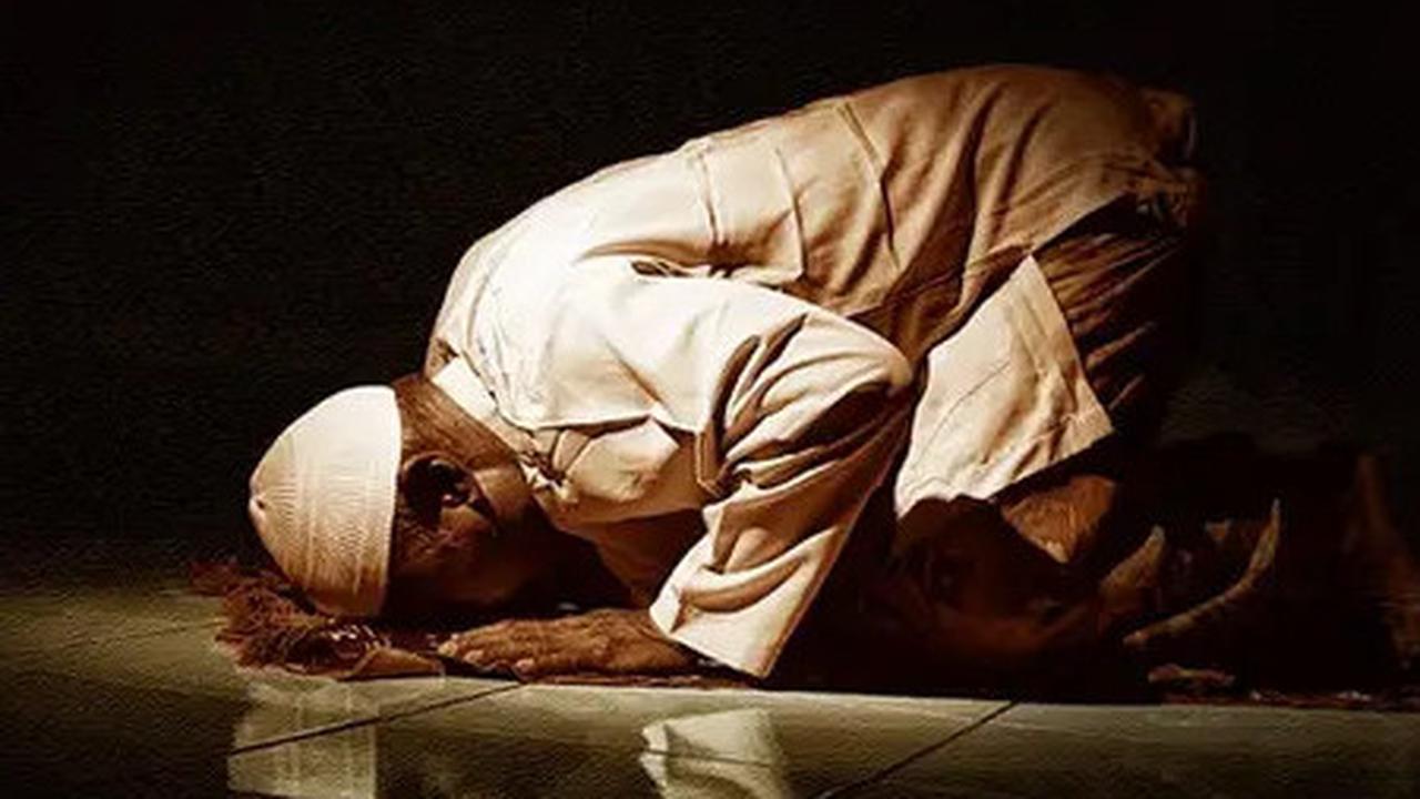 Tata Cara Sholat Tahajud dan Doanya agar UTBK SNBT 2025 Lancar, Diterima Kampus Impian